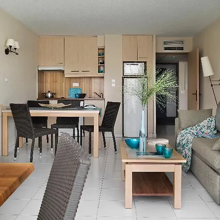 Pierre & Cap Hermes Apartmanhotel 3*