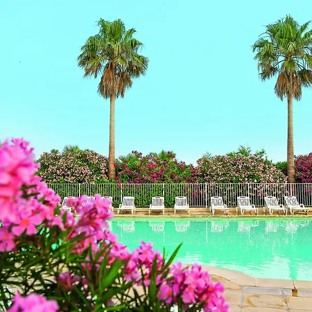 Apartmanhotel Pierre & Cap Hermes 3*